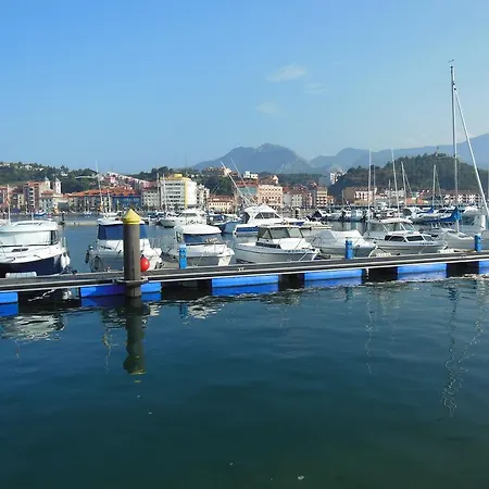 Jardines De Lallosa فندق *