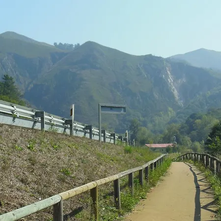 Jardines De Lallosa فندق *